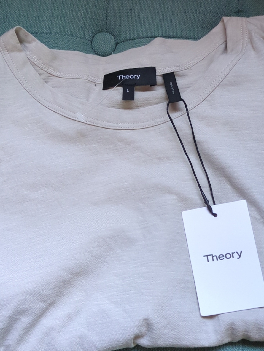 New With Tags Theory Sz L Crewneck T-Shirt in Beige